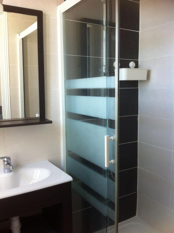 Au Coeur De Bourg... Apartment Saint-Lunaire Ngoại thất bức ảnh